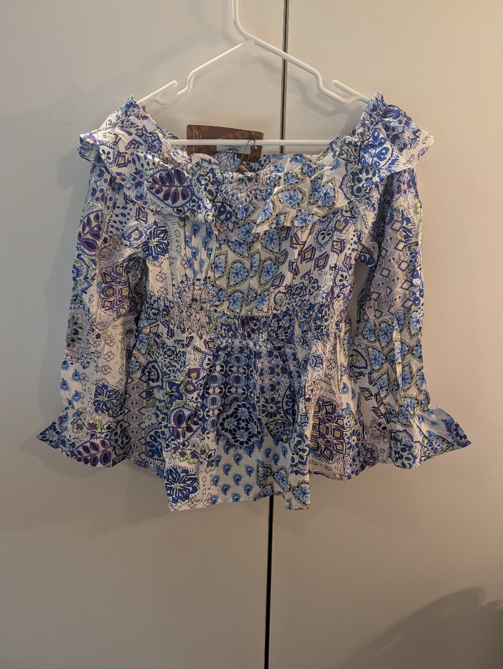 Gaharu Woman's Medium Floral Off-Shoulder Smocked Peplum Top - Blue Multi NWT
